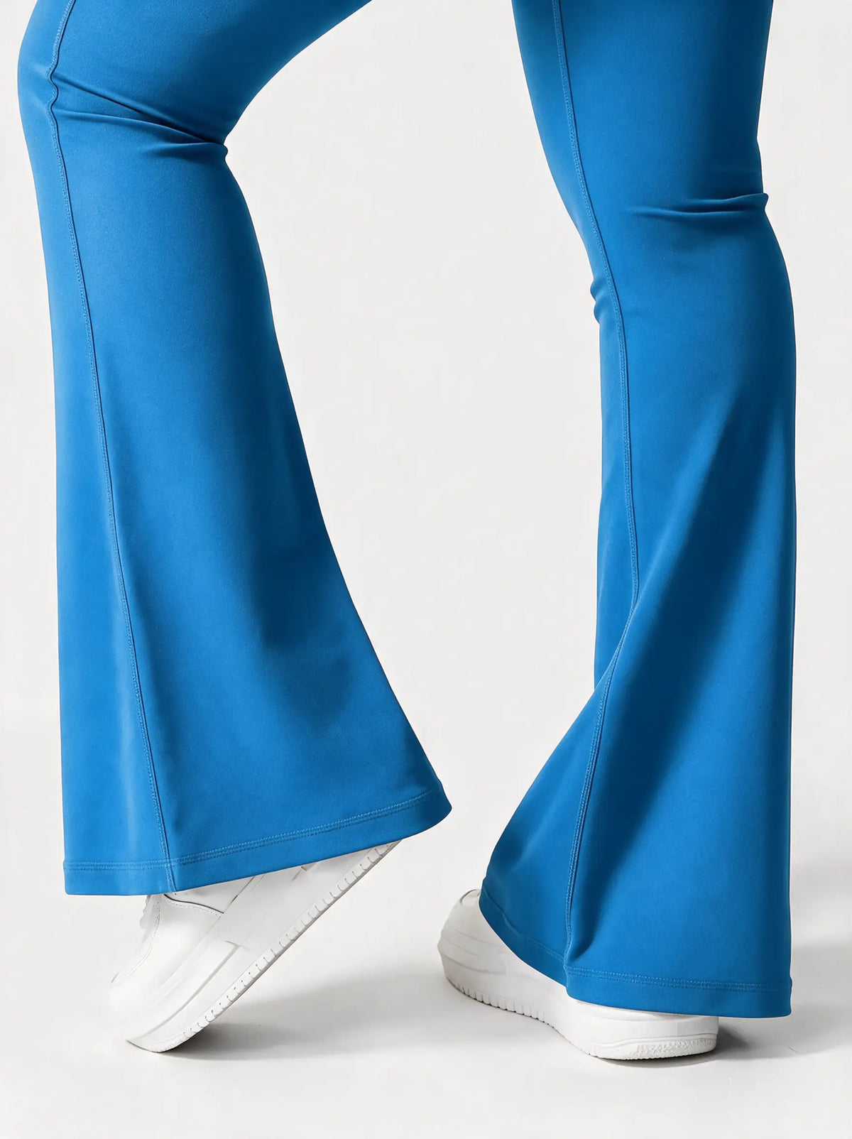 Zovella Sculpted Flared Leggings