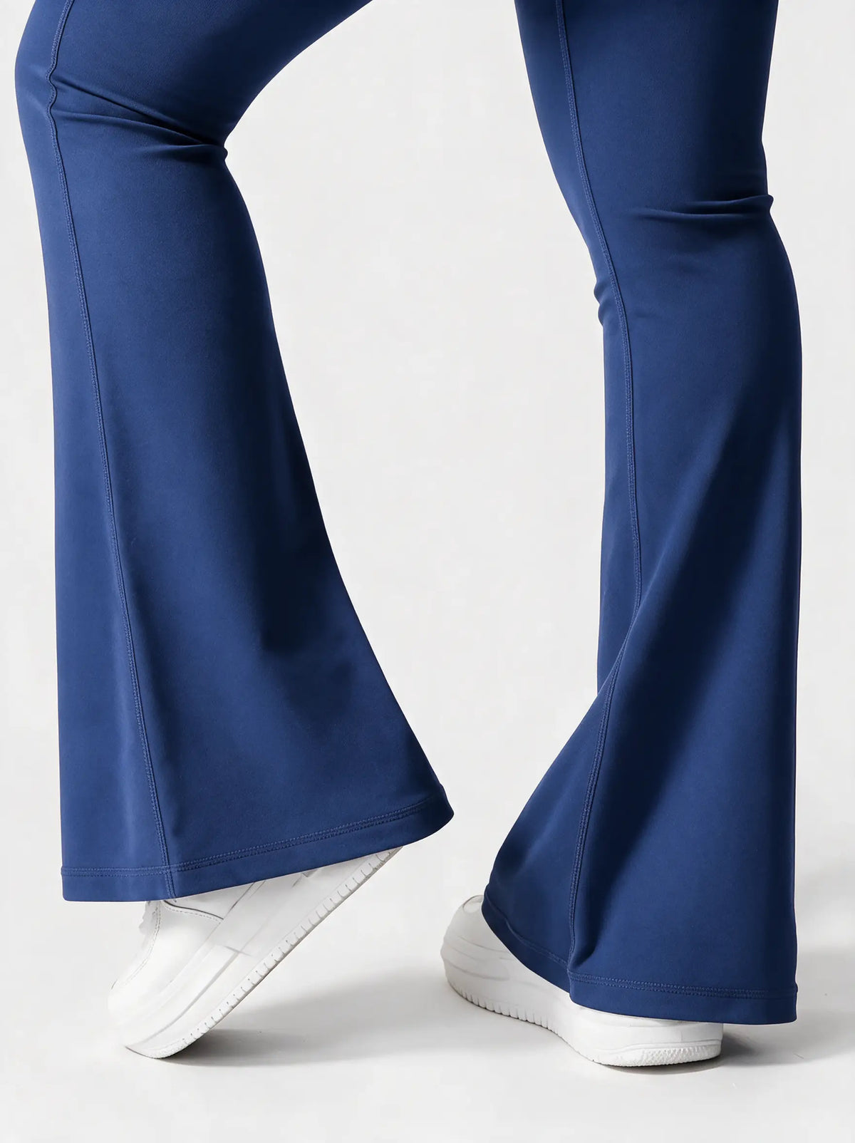 Zovella Sculpted Flared Leggings