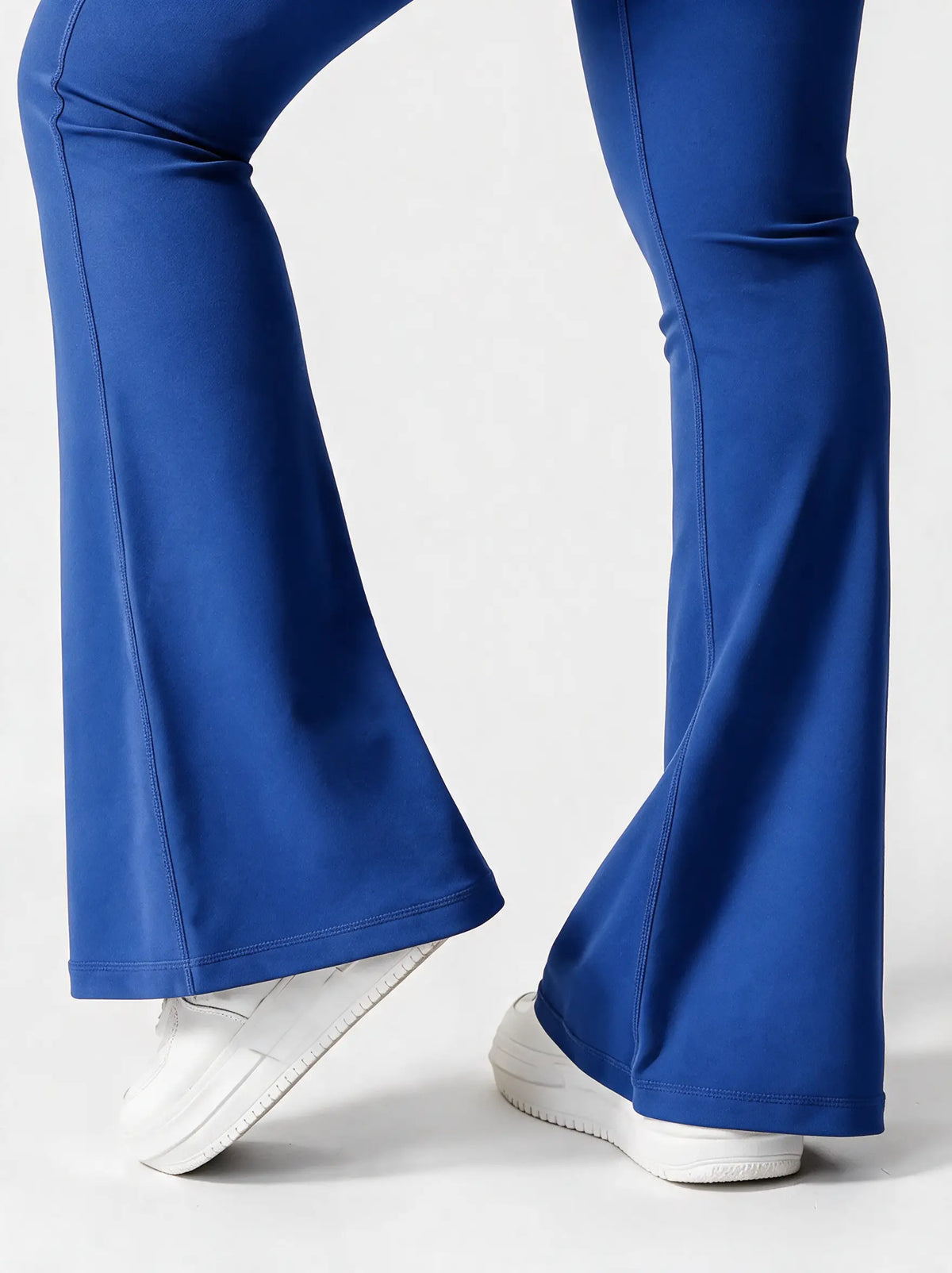 Zovella Sculpted Flared Leggings